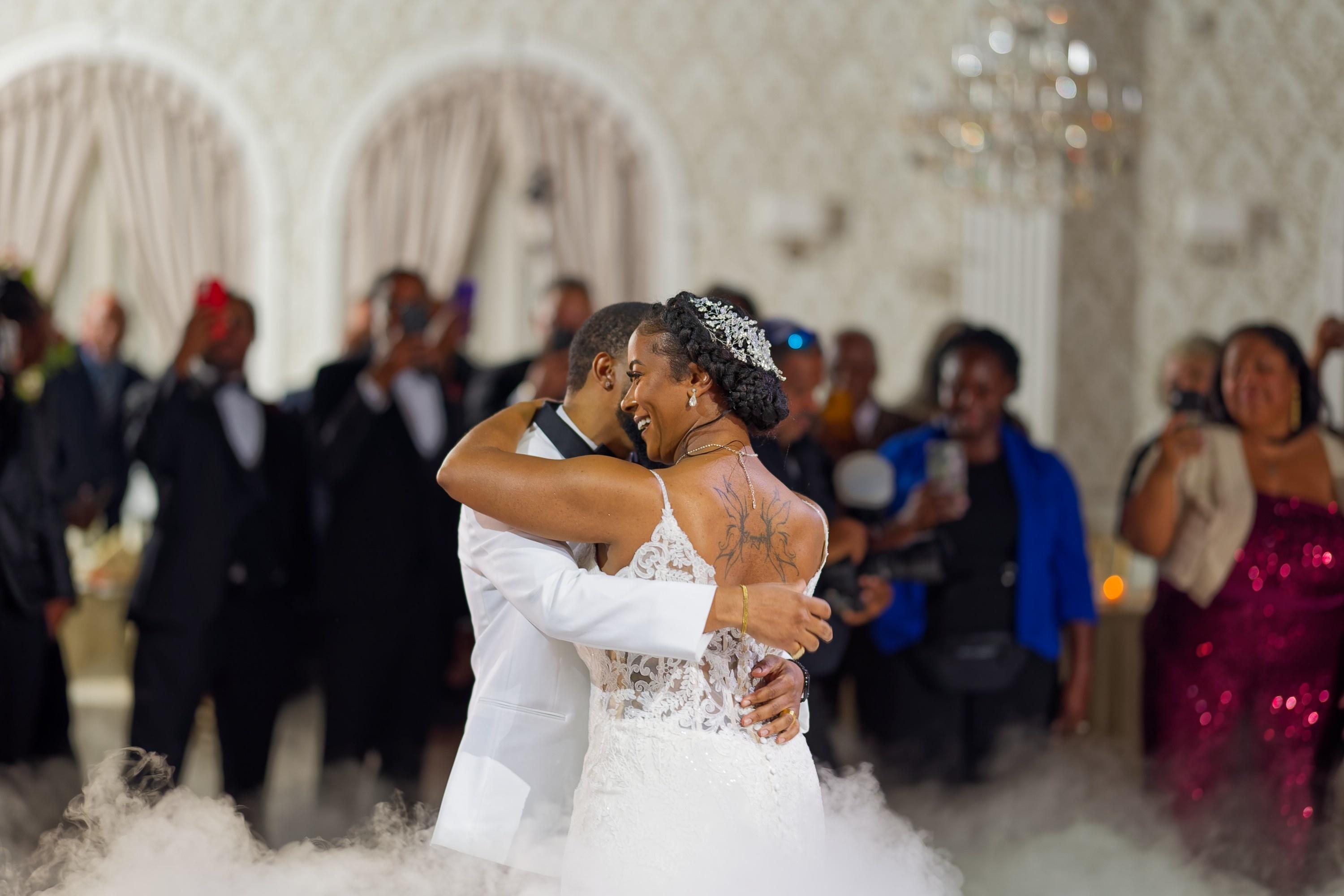 carousel-hero-element image-1