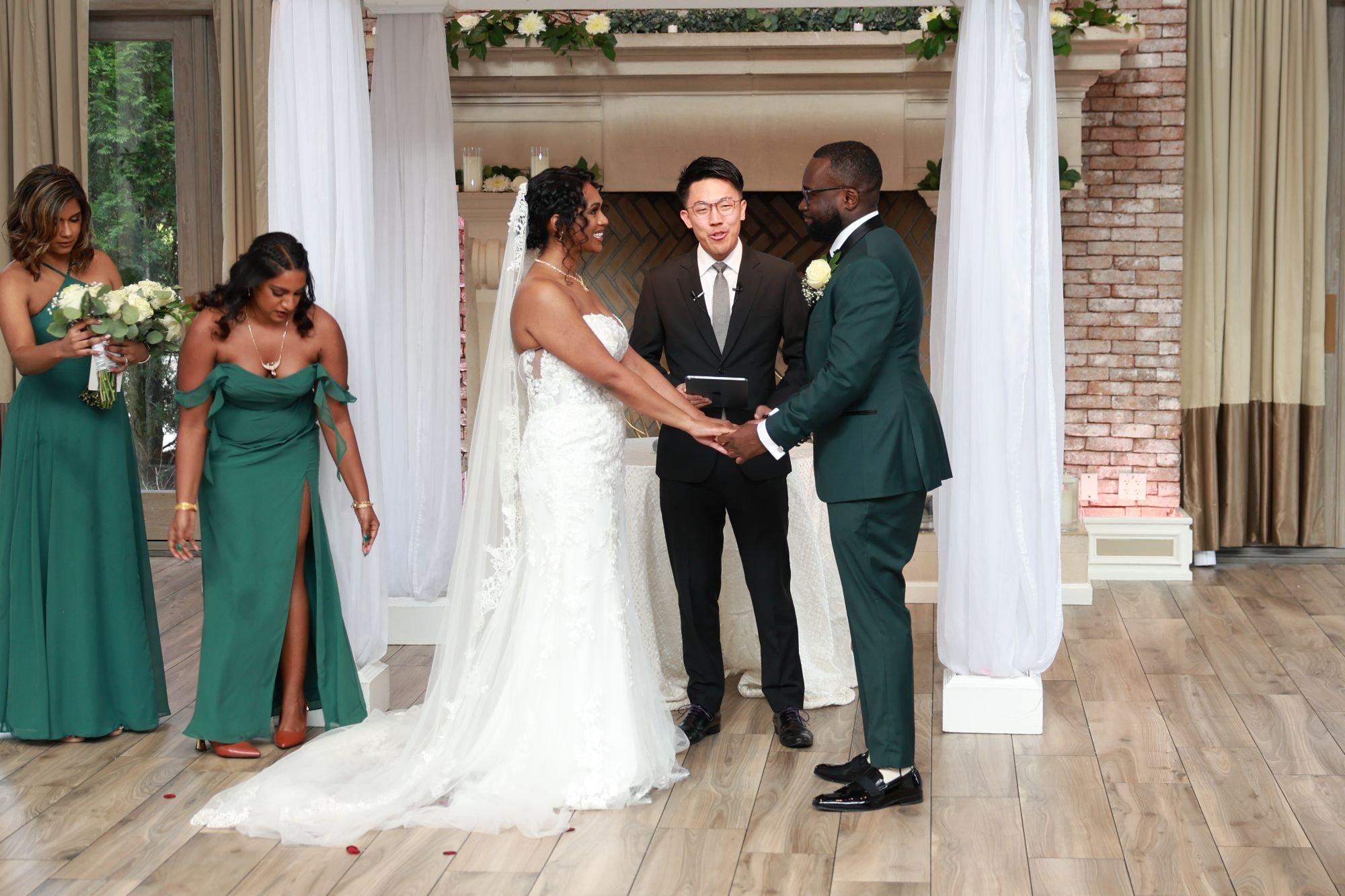 carousel-hero-element image-7