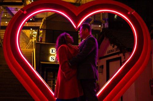 mobile - carousel-hero-element image-2